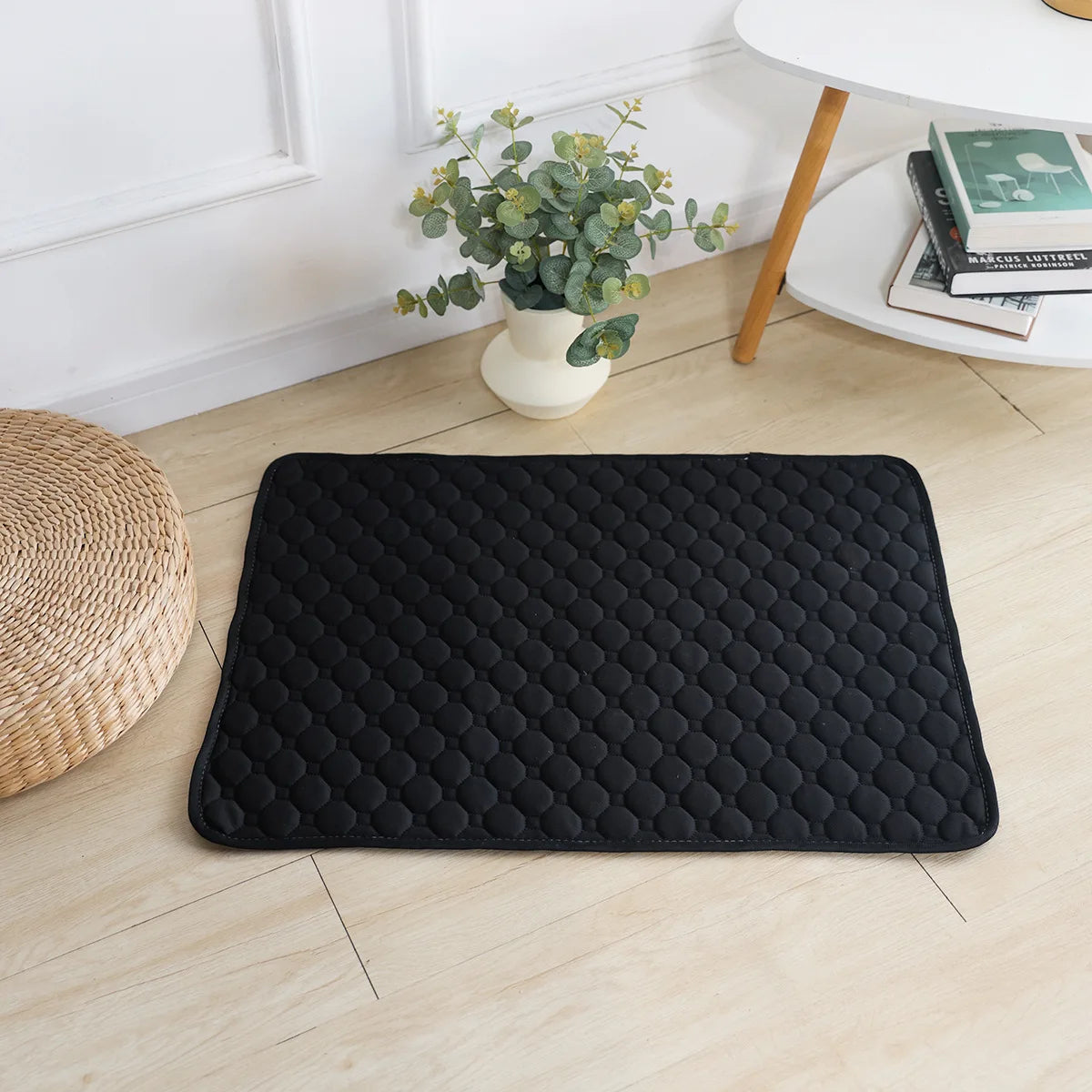 Reusable Waterproof Dog Pad | 4-Layer Absorbent Mat, Machine Washable, S to XXL